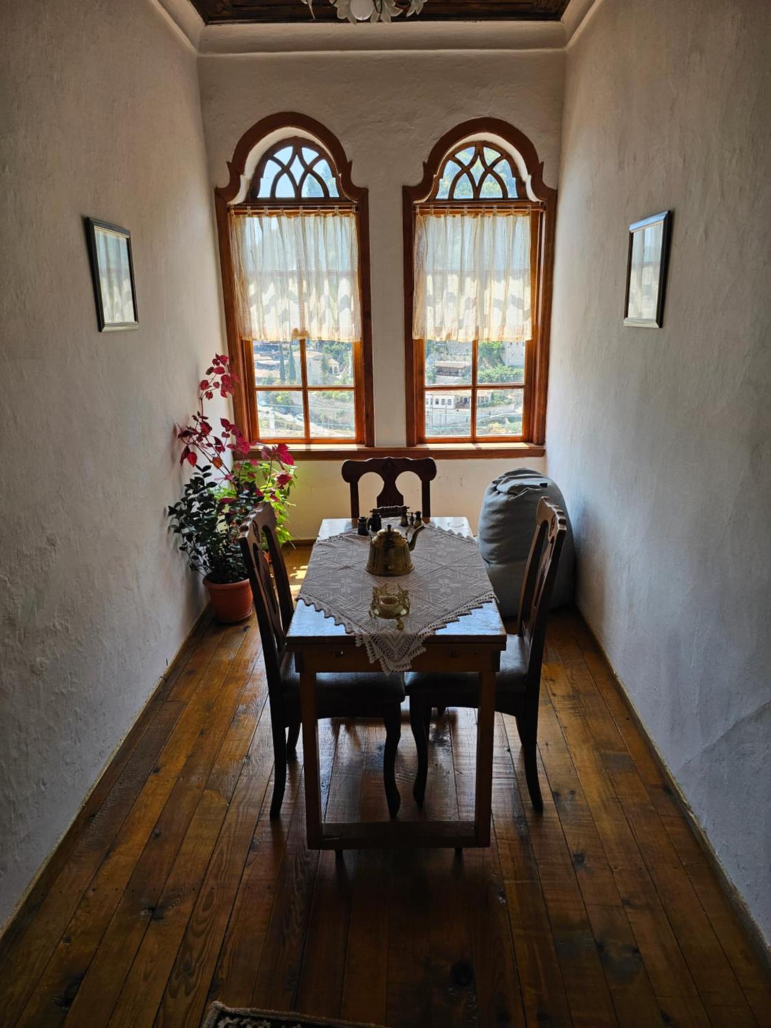 Guest House Panorama Berat Zewnętrze zdjęcie
