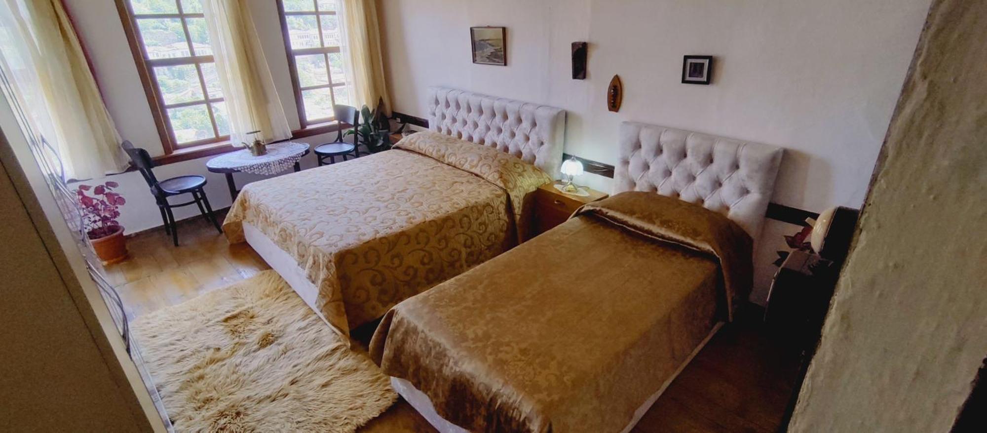 Guest House Panorama Berat Zewnętrze zdjęcie